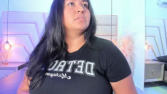 Snapshot of Dojaaiisha chatting on May 8, 2026, 7:28 pm Dojaaiisha online show from May 8, 2026, 7:28 pm