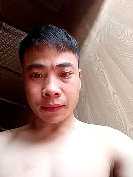 Snapshot of Henry_xx01 chatting on February 26, 2026, 3:06 am Henry xx01 online show from February 26, 2026, 3:06 am