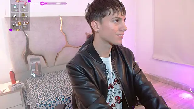 Snapshot of EVAN_TAY chatting on February 22, 2026, 3:09 am EVAN TAY online show from February 22, 2026, 3:09 am