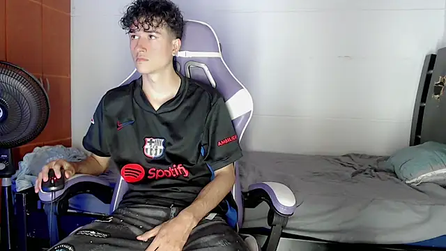 Johnny cagee  online show from February 26, 2026, 12:32 am