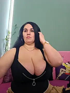 Snapshot of VickyVice chatting on February 20, 2026, 9:39 pm VickyVice online show from February 20, 2026, 9:39 pm
