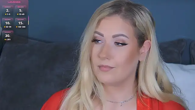 Snapshot of OndinaNoire chatting on February 13, 2026, 9:04 pm OndinaNoire online show from February 13, 2026, 9:04 pm