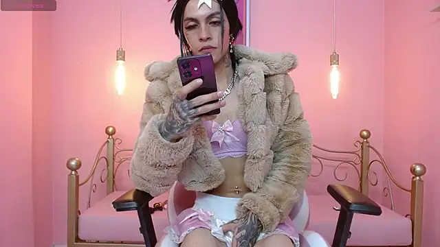 Snapshot of Dhalton_x chatting on February 3, 2026, 6:22 am Dhalton x online show from February 3, 2026, 6:22 am