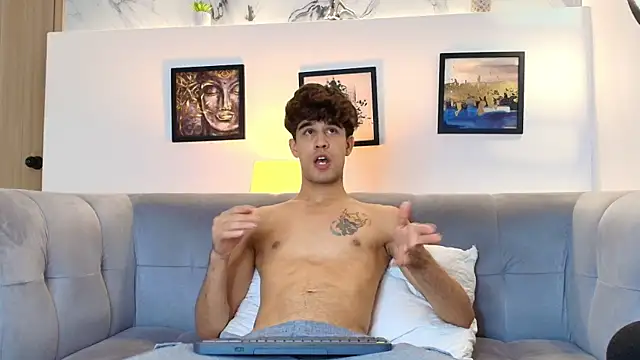 PRETTY COCK1 online show from March 26, 2026, 1:37 am