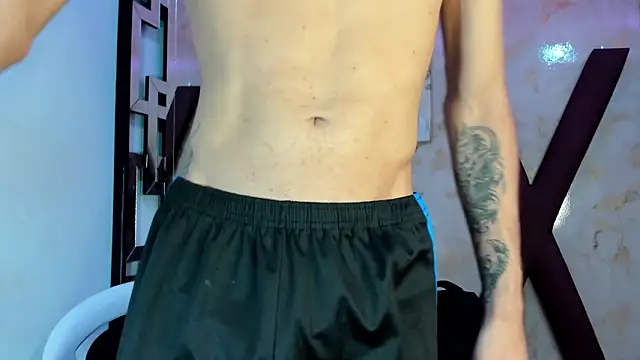 Snapshot of PRETTY_COCK1 chatting on February 26, 2026, 1:38 am PRETTY COCK1 online show from February 26, 2026, 1:38 am