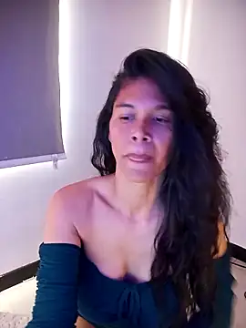  aish a online show from March 29, 2026, 12:51 pm