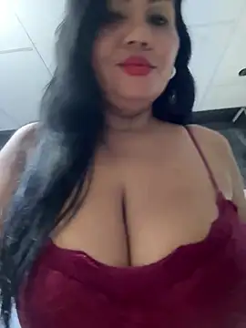 Savage-milf online show from March 15, 2026, 5:36 am