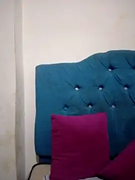 LaylaWinxxx online show from February 2, 2026, 3:27 am