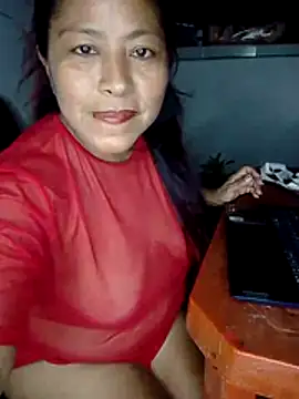 LaylaWinxxx online show from March 5, 2026, 4:42 am