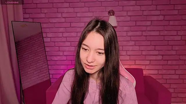 Nicole Brownie online show from May 7, 2026, 12:59 am