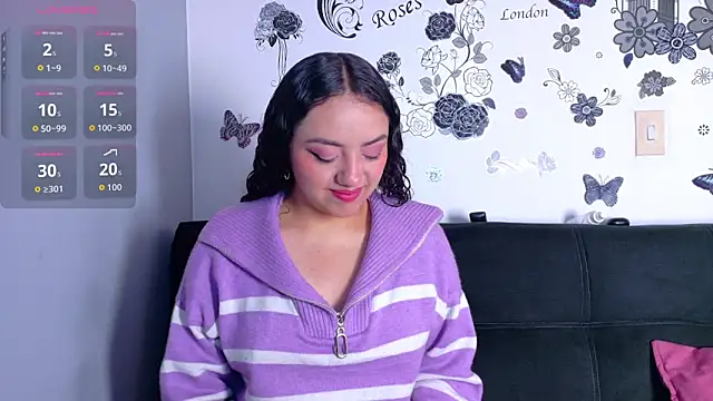 Snapshot of emiily_curly chatting on February 9, 2026, 12:03 pm emiily curly online show from February 9, 2026, 12:03 pm