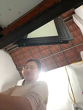 Puka2001 online show from February 5, 2026, 5:53 pm