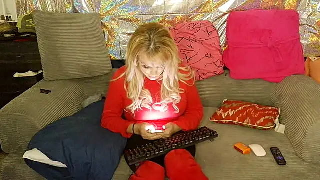 Snapshot of starandsky chatting on February 24, 2026, 11:49 pm starandsky online show from February 24, 2026, 11:49 pm