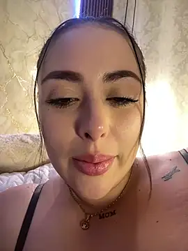 Snapshot of milaocean chatting on February 21, 2026, 3:52 am milaocean online show from February 21, 2026, 3:52 am