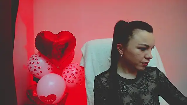 Snapshot of Mia_Mia999 chatting on February 12, 2026, 11:48 pm Mia Mia999 online show from February 12, 2026, 11:48 pm