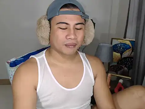 Snapshot of beraldick chatting on February 8, 2026, 10:35 am beraldick online show from February 8, 2026, 10:35 am