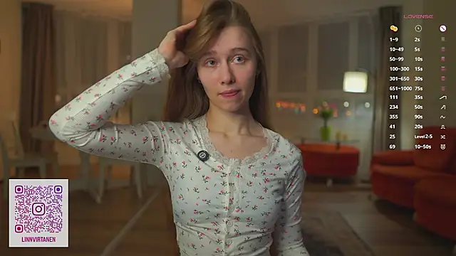 Snapshot of SharaNewbern chatting on February 21, 2026, 3:36 pm SharaNewbern online show from February 21, 2026, 3:36 pm