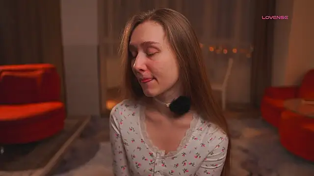 SharaNewbern online show from March 14, 2026, 2:45 pm