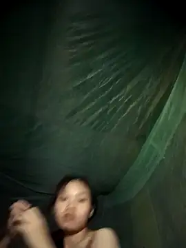 derylove  online show from April 1, 2026, 2:03 pm