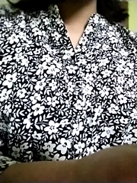  cameltoe online show from February 7, 2026, 5:21 pm