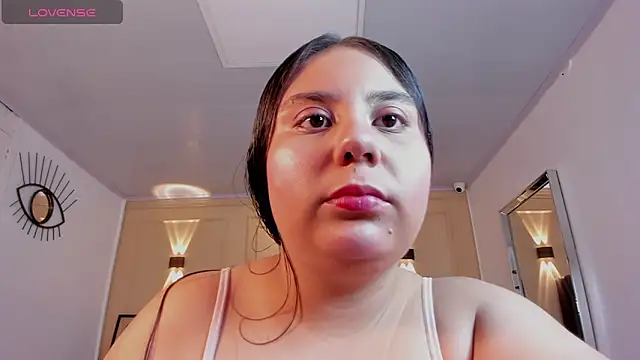 Snapshot of BONNIE_CH1 chatting on July 16, 2026, 8:39 pm BONNIE CH1 online show from July 16, 2026, 8:39 pm