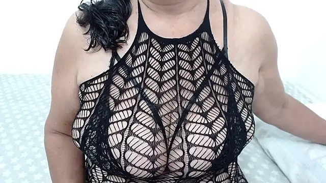 Snapshot of ElizabethMiler chatting on June 29, 2026, 4:07 pm ElizabethMiler online show from June 29, 2026, 4:07 pm