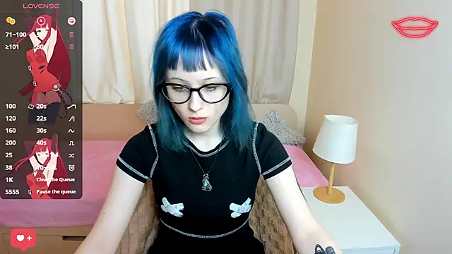 Sunny Girl X online show from March 14, 2026, 1:17 pm