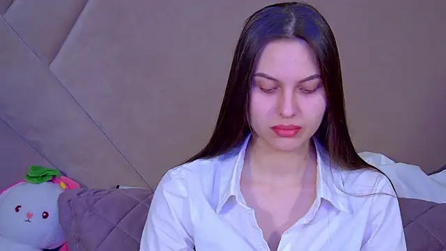 AliceVersal online show from February 5, 2026, 4:08 am