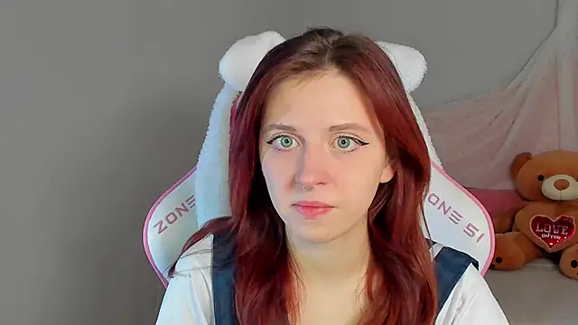 Snapshot of FreyaVey chatting on February 7, 2026, 5:26 am FreyaVey online show from February 7, 2026, 5:26 am