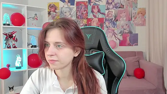 Snapshot of FreyaVey chatting on February 17, 2026, 5:16 am FreyaVey online show from February 17, 2026, 5:16 am