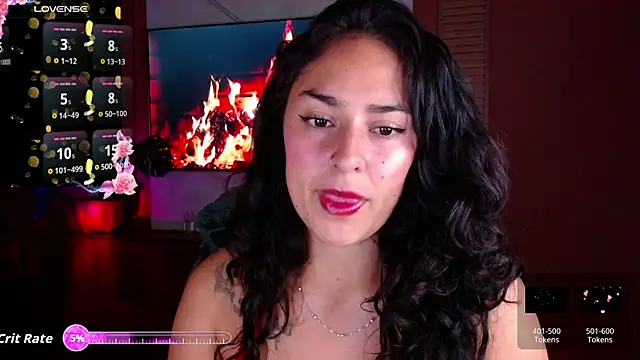 Snapshot of Iris_colette chatting on July 14, 2026, 11:44 pm Iris colette online show from July 14, 2026, 11:44 pm