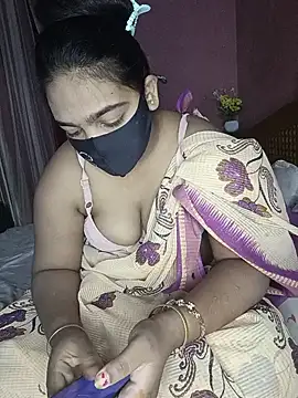 Snapshot of Ms-Nusrat chatting on May 15, 2026, 2:15 pm Ms-Nusrat online show from May 15, 2026, 2:15 pm