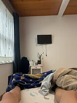 Leitequentegg online show from February 15, 2026, 1:10 pm