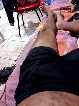 Snapshot of negrim10 chatting on February 3, 2026, 9:53 pm negrim10 online show from February 3, 2026, 9:53 pm