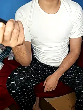 coupl hwaya99 online show from March 13, 2026, 2:16 am