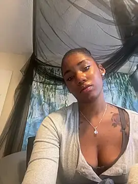 Snapshot of Ebonythroat777 chatting on March 4, 2026, 6:48 pm Ebonythroat777 online show from March 4, 2026, 6:48 pm