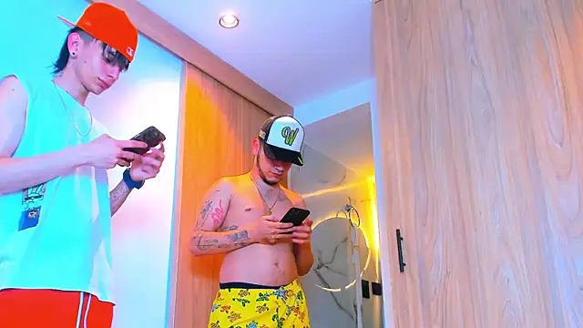 Snapshot of TheBatMansion chatting on February 14, 2026, 5:57 pm TheBatMansion online show from February 14, 2026, 5:57 pm