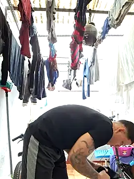 Zarc Jhonson online show from January 23, 2025, 3:43 pm