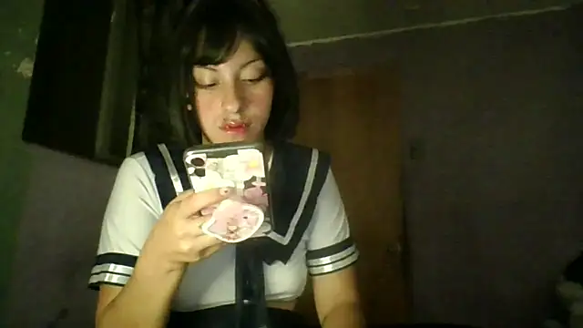 Snapshot of mimi_miauu chatting on February 24, 2026, 3:29 am mimi miauu online show from February 24, 2026, 3:29 am