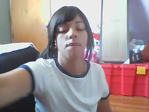 Snapshot of mimi_miauu chatting on February 12, 2026, 7:13 pm mimi miauu online show from February 12, 2026, 7:13 pm