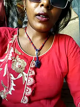 Snapshot of Riyakumari_hot66 chatting on May 13, 2026, 6:20 am Riyakumari hot66 online show from May 13, 2026, 6:20 am