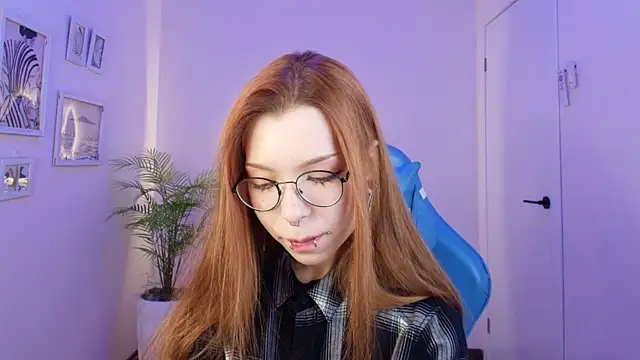 PinkAn8el online show from February 6, 2026, 2:29 am