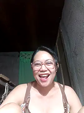 Snapshot of hotpinay_45 chatting on February 8, 2026, 8:28 pm hotpinay 45 online show from February 8, 2026, 8:28 pm