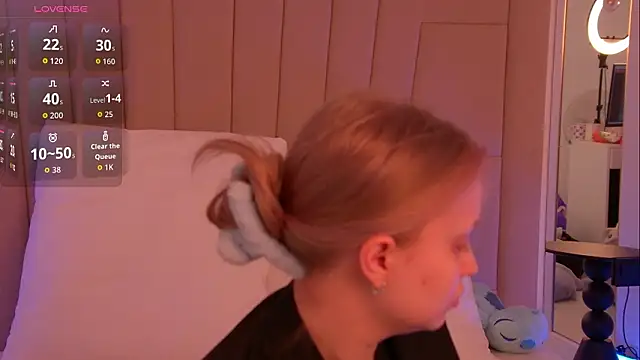 MollyHilton online show from March 14, 2026, 6:58 pm