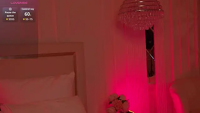 MollyHilton online show from March 31, 2026, 5:59 pm