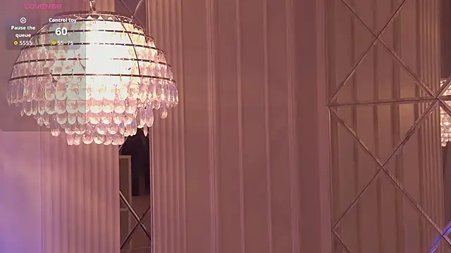 MollyHilton online show from February 4, 2026, 3:01 am