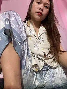 Emxinhka1 online show from May 8, 2026, 3:16 pm