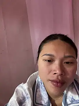 Emxinhka1 online show from April 10, 2026, 12:01 pm