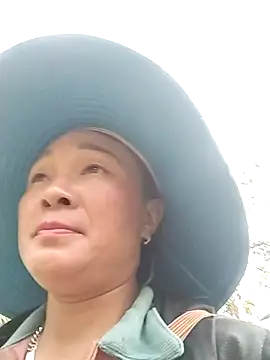 Neoone 1 online show from April 11, 2026, 7:45 am