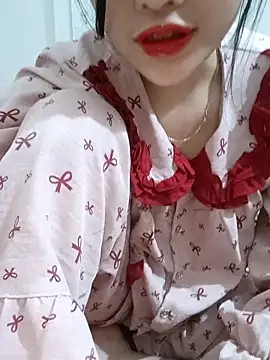 Snapshot of Moe-moex chatting on March 1, 2026, 4:18 pm Moe-moex online show from March 1, 2026, 4:18 pm